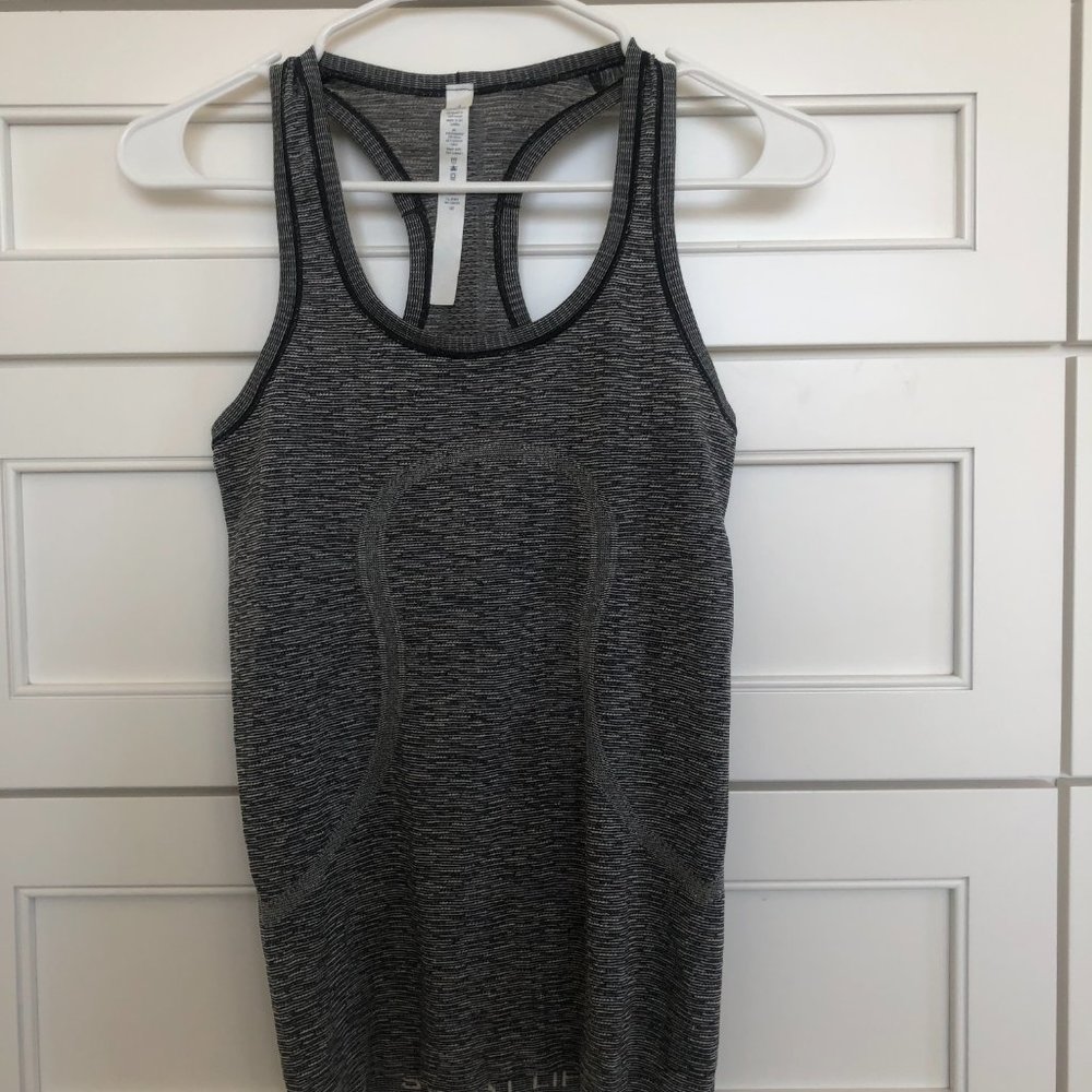 Swiftly Tech Racerback Tank Top 2.0 - Picture 3 of 5